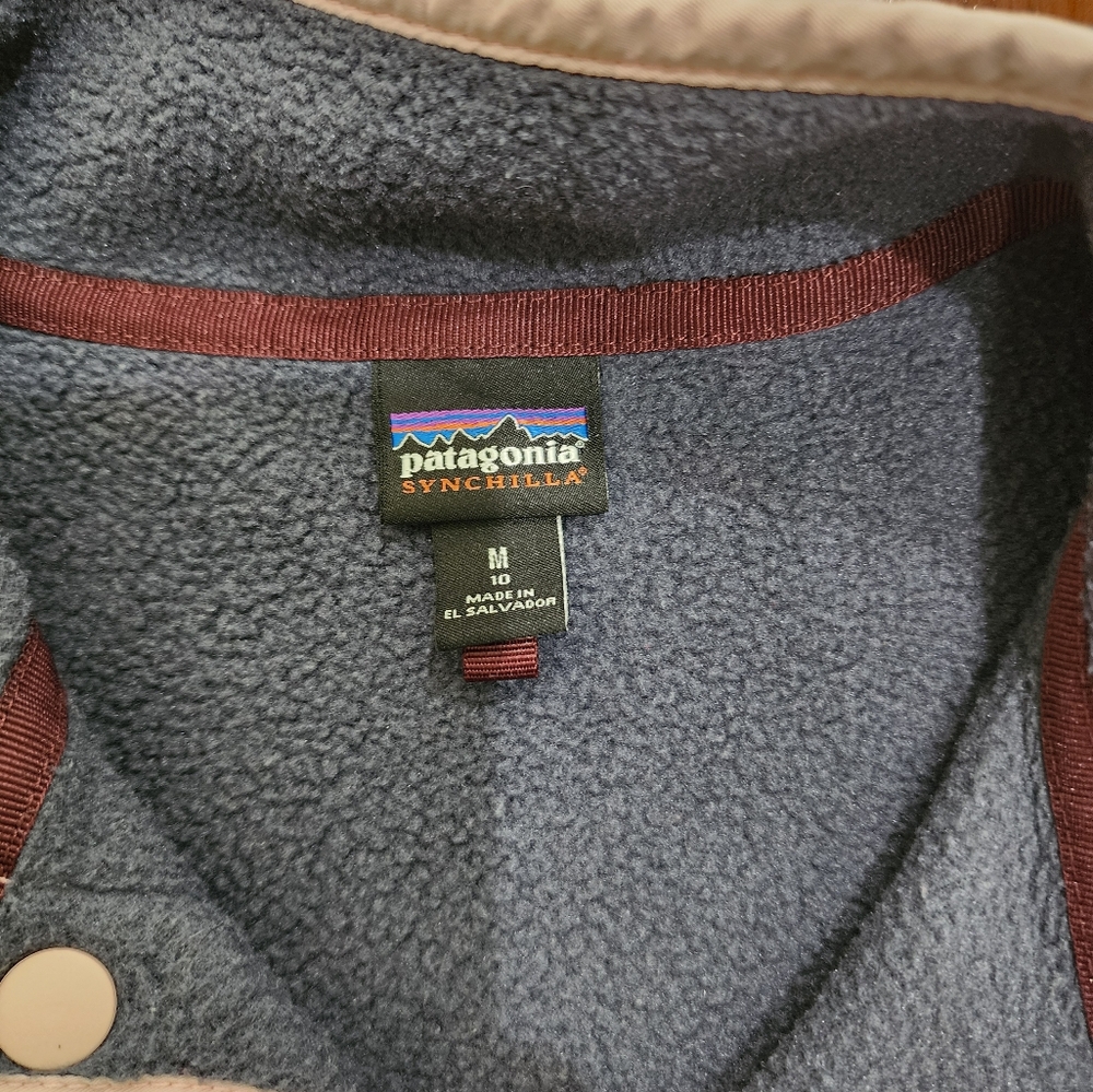 Girls Patagonia Synchilla Quarter Snap Fleece | Size M - Picture 3 of 4
